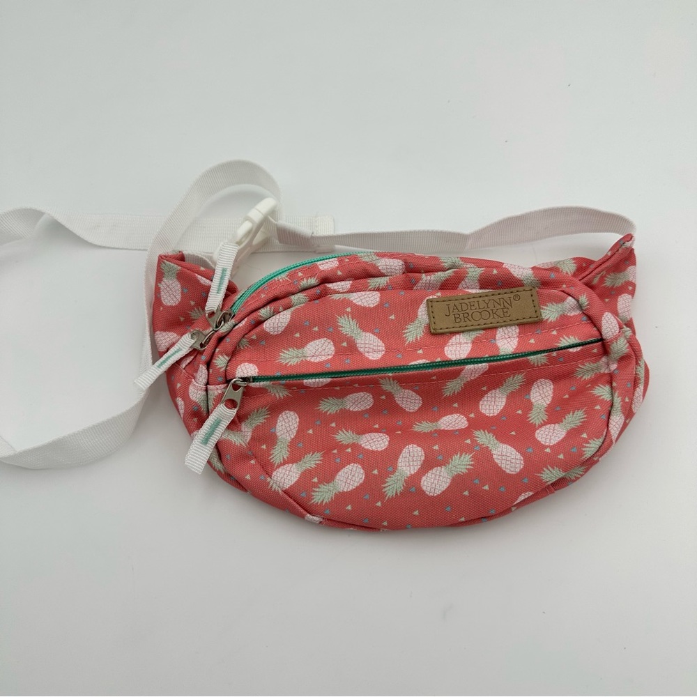Jadelynn Brooke Pineapple Patterned Pink Fanny Pack, Up to 50” Strap + Bag